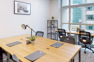 8 Person Private Office