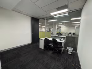 1 Person Private Office