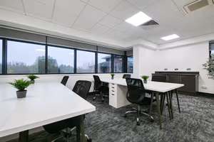 10 Person Private Office