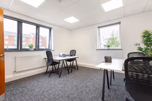 10 Person Private Office