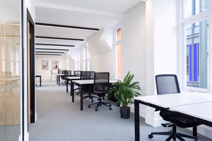 22 Person Private Office