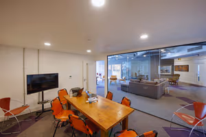 1 Person Private Office