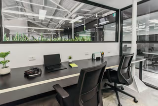 5 Person Private Office