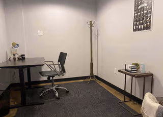 1 Person Private Office