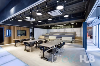 10 Person Private Office