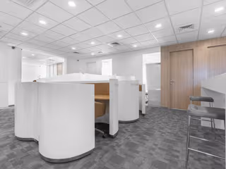 5 Person Private Office