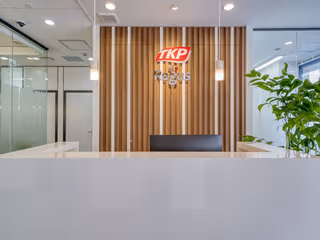 1 Person Coworking Desk