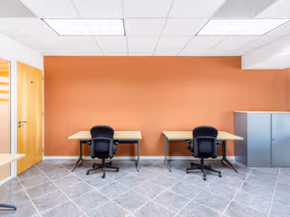 3 Person Private Office