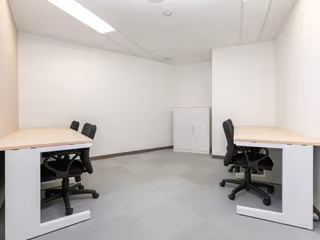 1 Person Private Office