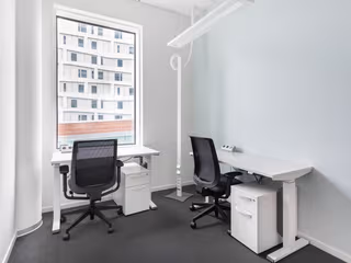 3 Person Private Office