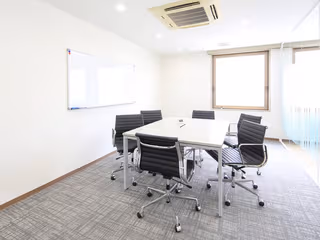 1 Person Private Office