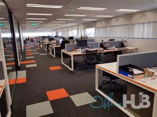 5 Person Shared Office