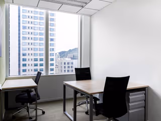 10 Person Private Office