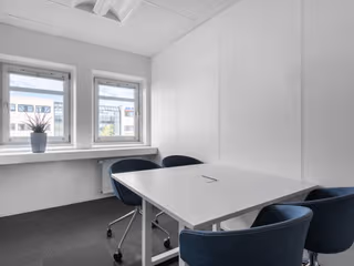 1 Person Private Office