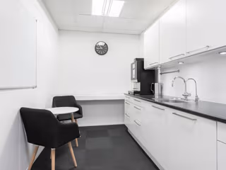 3 Person Private Office