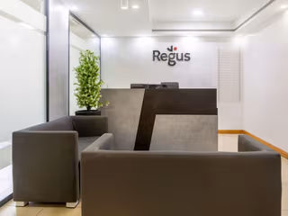 1 Person Private Office