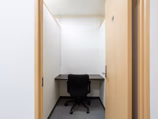 1 Person Virtual Office