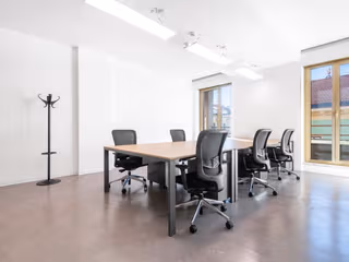 3 Person Private Office