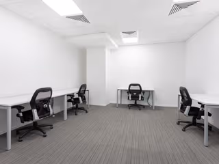 5 Person Private Office