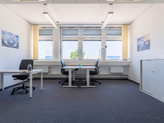 1 Person Virtual Office
