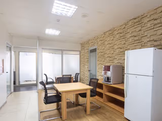 5 Person Private Office