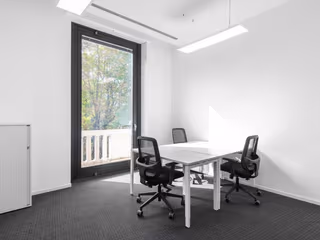 1 Person Virtual Office