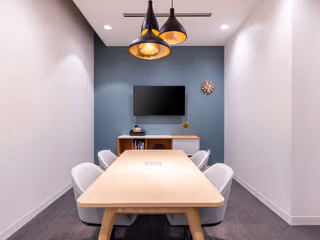 1 Person Virtual Office