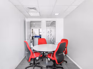 10 Person Private Office