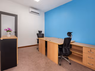 30 Person Private Office
