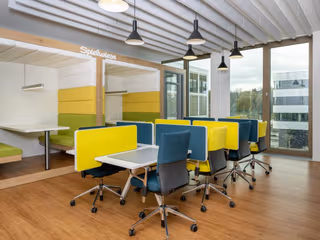5 Person Private Office
