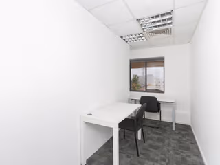 3 Person Private Office