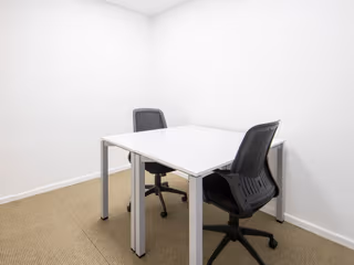 10 Person Private Office