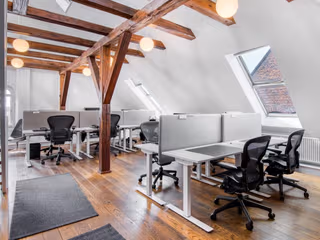 15 Person Private Office