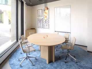 4 Person Private Office