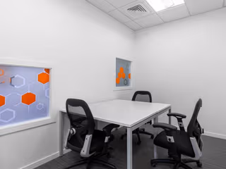 1 Person Virtual Office