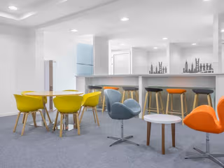 15 Person Private Office