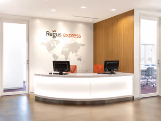 4 Person Private Office