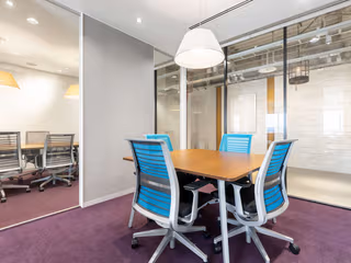 1 Person Virtual Office