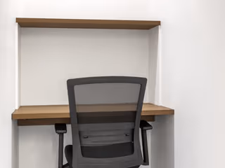 10 Person Private Office