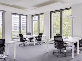15 Person Private Office
