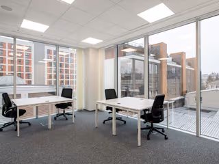 1 Person Private Office