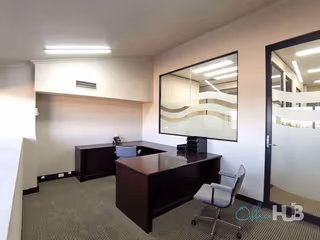 7 Person Private Office