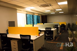 5 Person Coworking Desk