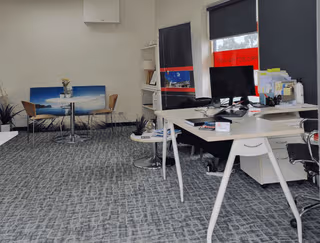 1 Person Coworking Desk