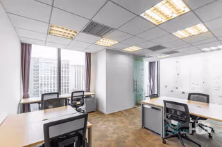 10 Person Private Office