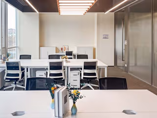 1 Person Private Office