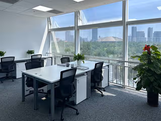 7 Person Private Office