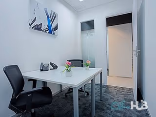 4 Person Private Office