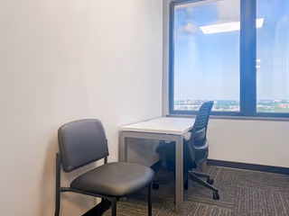 10 Person Private Office