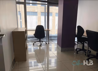 5 Person Private Office